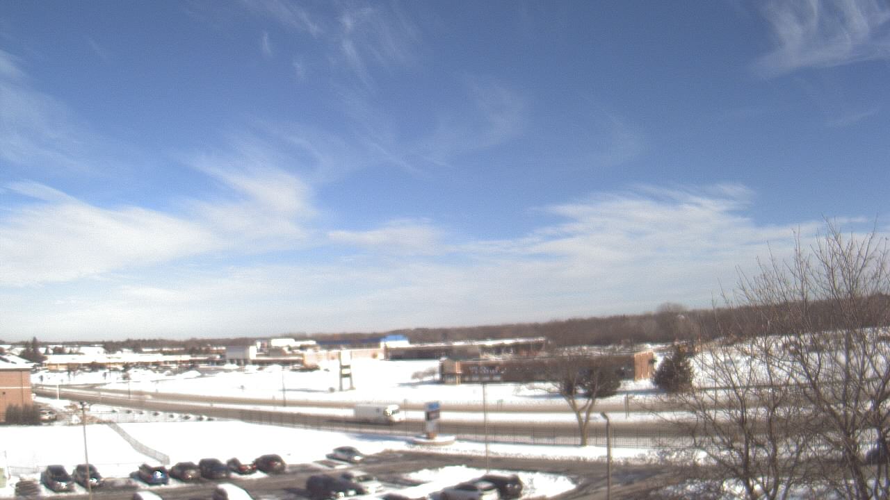 Thumbnail for current weather camera view from WITI-TV in Brown Deer, Wisconsin