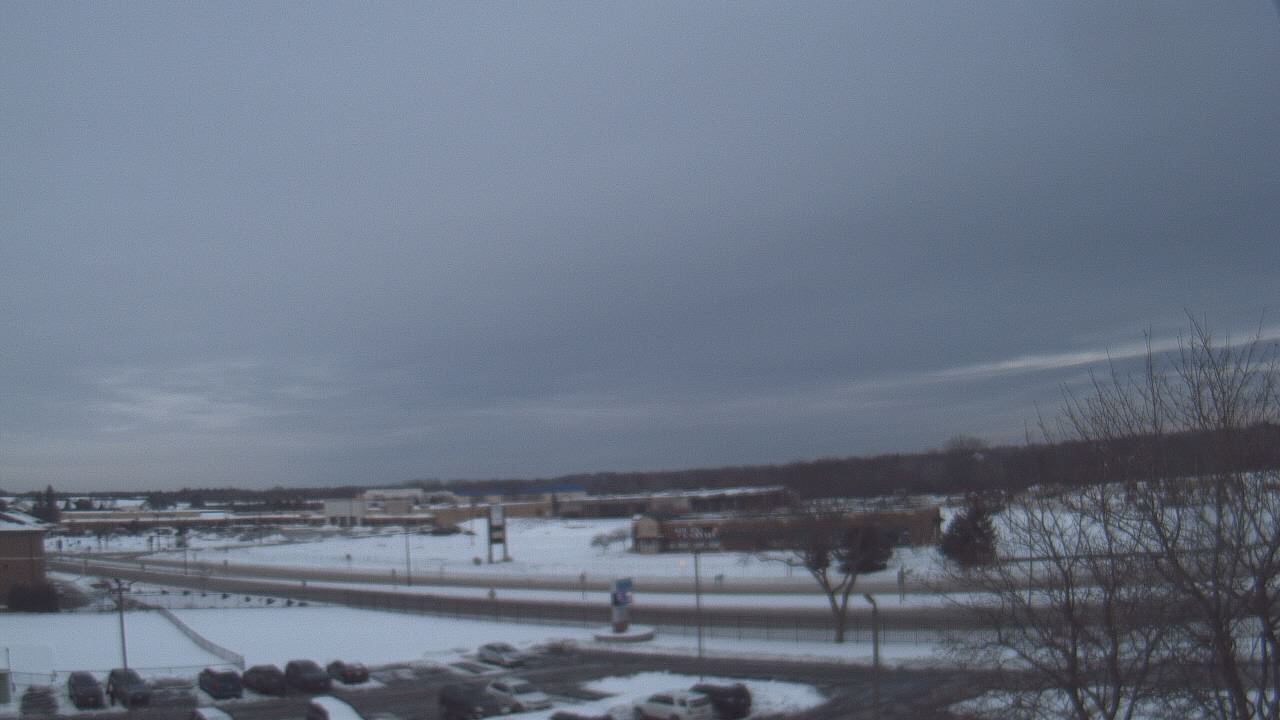 Thumbnail for current weather camera view from WITI-TV in Brown Deer, Wisconsin