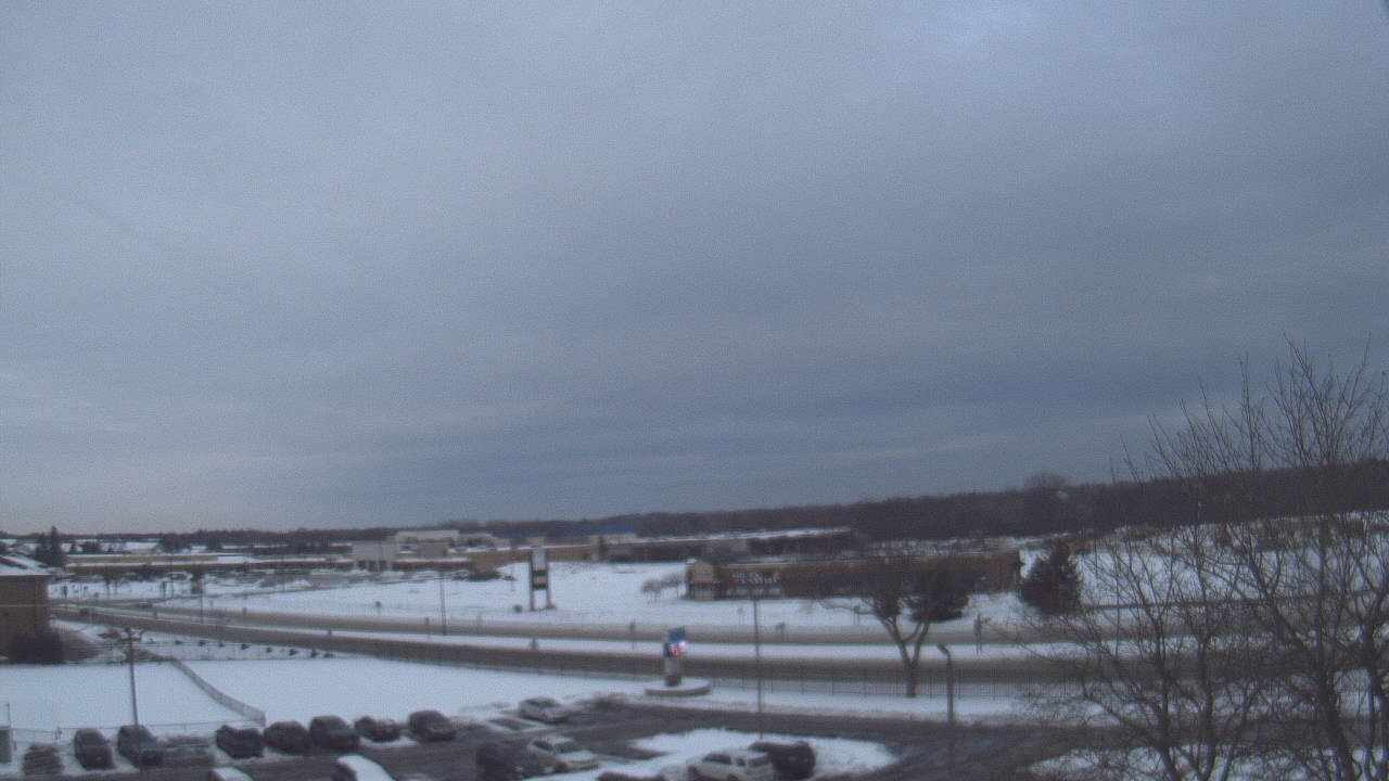 Thumbnail for current weather camera view from WITI-TV in Brown Deer, Wisconsin