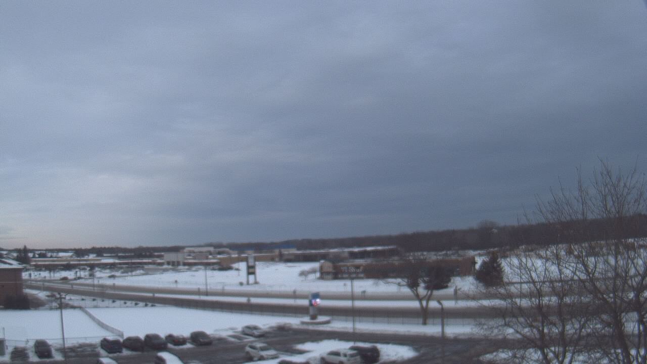 Thumbnail for current weather camera view from WITI-TV in Brown Deer, Wisconsin