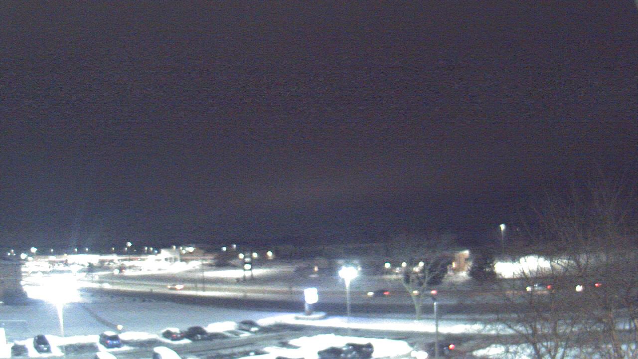 Thumbnail for current weather camera view from WITI-TV in Brown Deer, Wisconsin