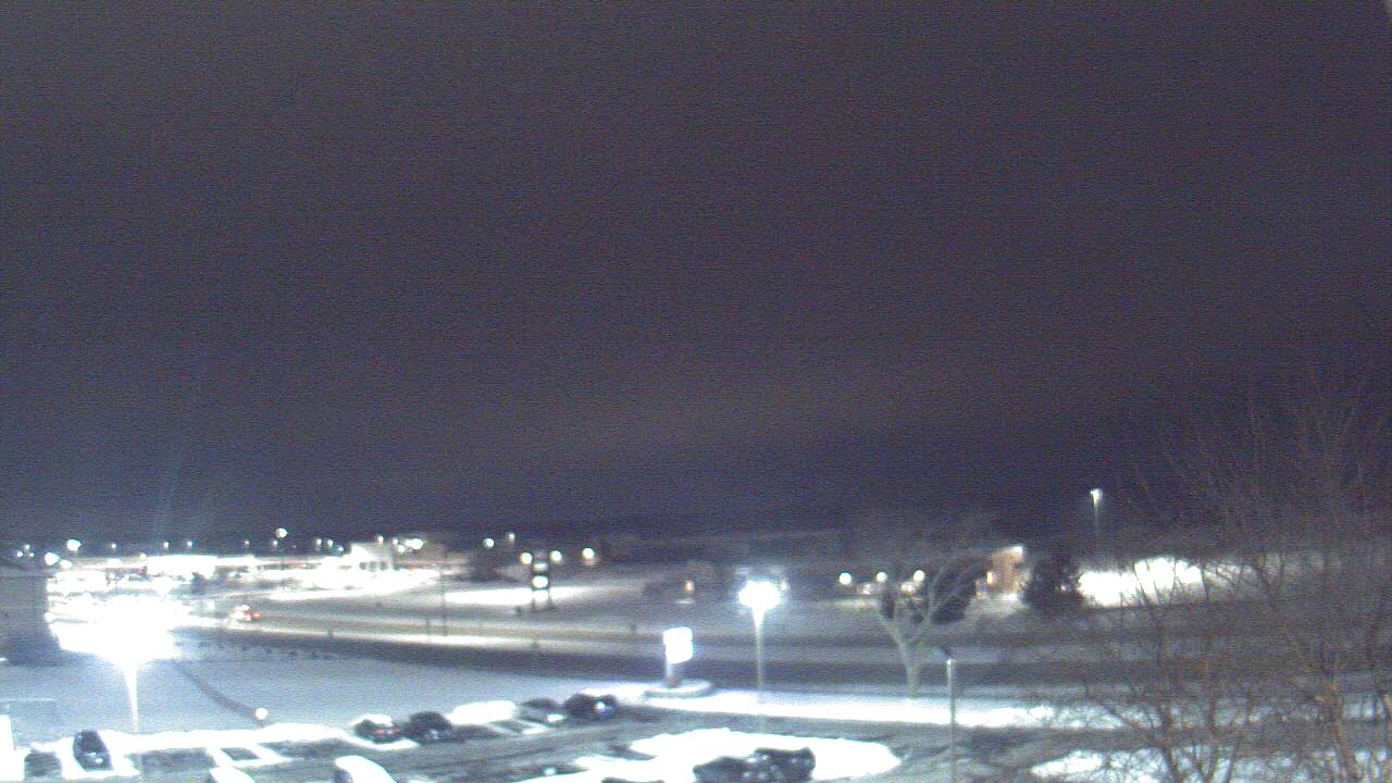 Thumbnail for current weather camera view from WITI-TV in Brown Deer, Wisconsin