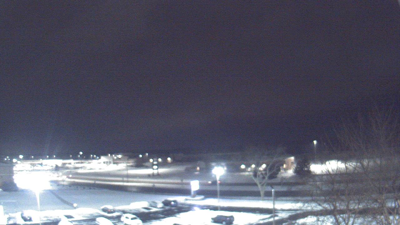Thumbnail for current weather camera view from WITI-TV in Brown Deer, Wisconsin