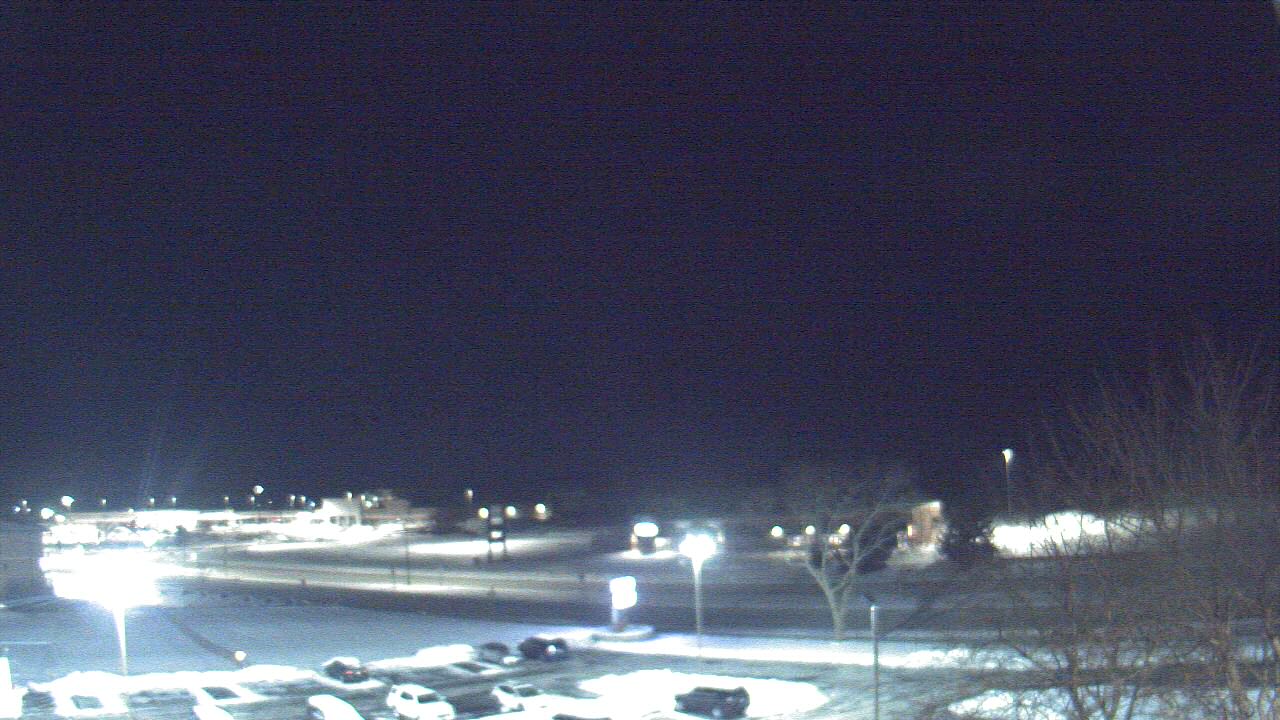 Thumbnail for current weather camera view from WITI-TV in Brown Deer, Wisconsin