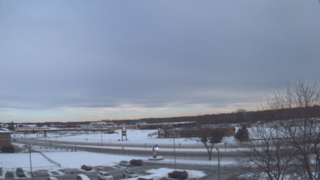 Thumbnail for current weather camera view from WITI-TV in Brown Deer, Wisconsin