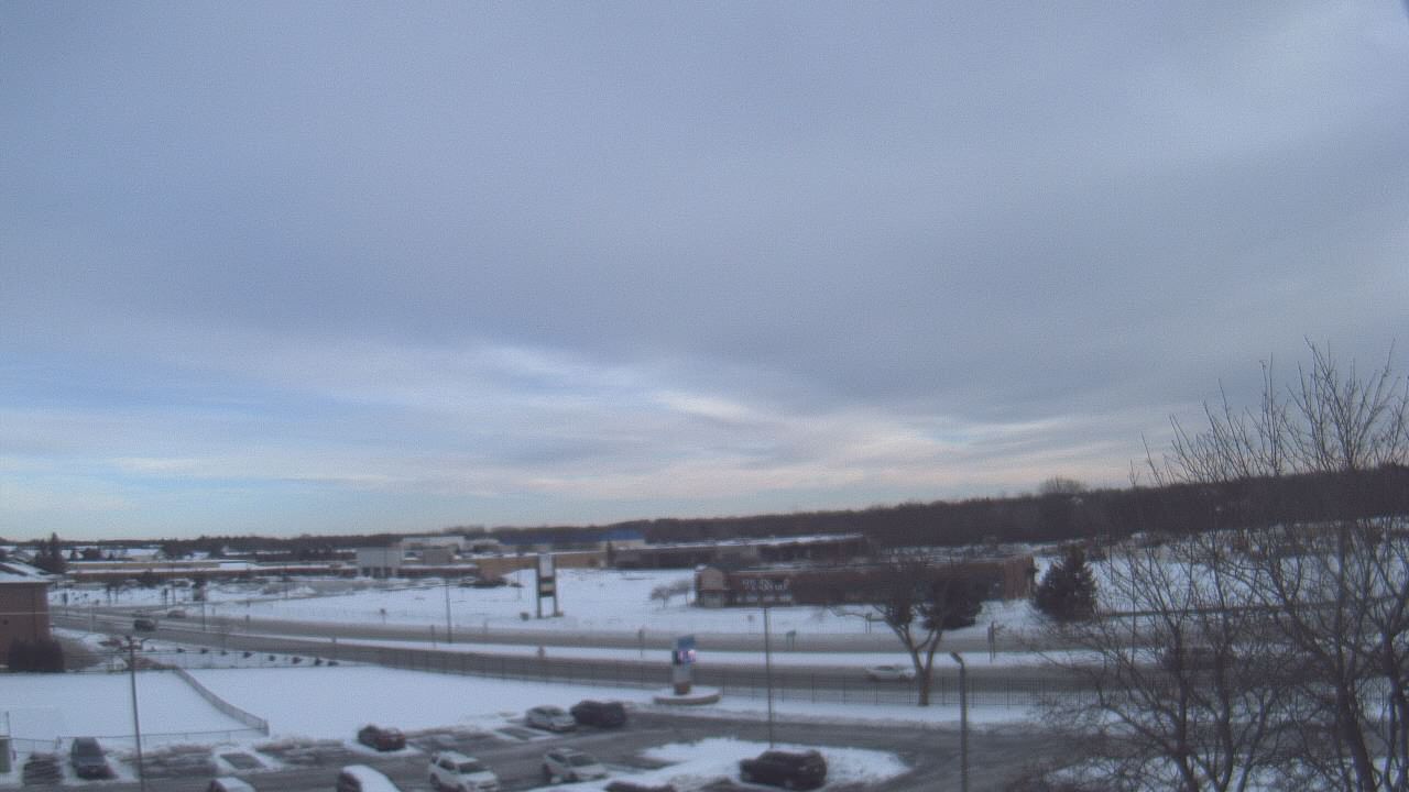 Thumbnail for current weather camera view from WITI-TV in Brown Deer, Wisconsin