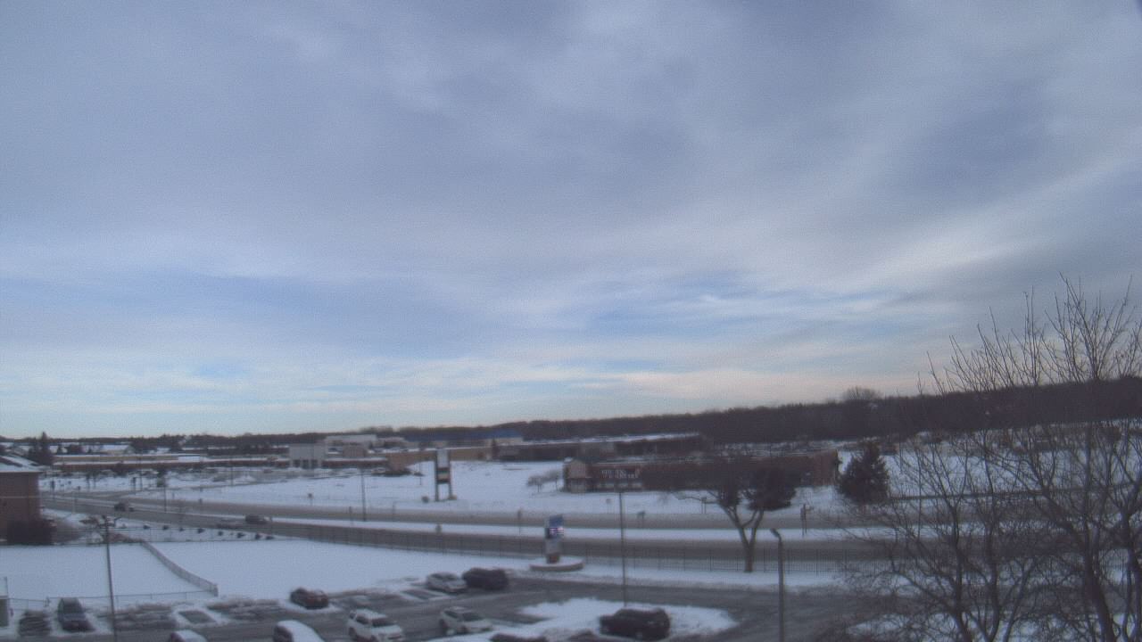 Thumbnail for current weather camera view from WITI-TV in Brown Deer, Wisconsin