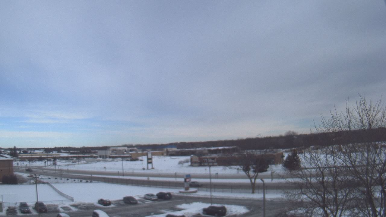 Thumbnail for current weather camera view from WITI-TV in Brown Deer, Wisconsin