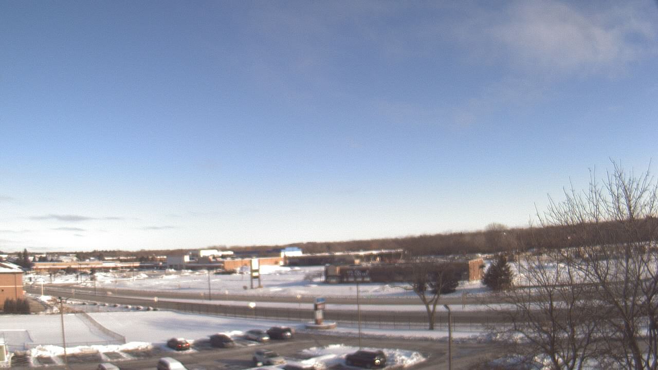 Thumbnail for current weather camera view from WITI-TV in Brown Deer, Wisconsin