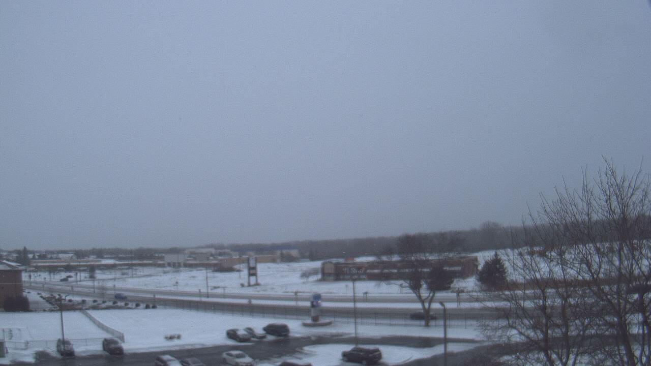 Thumbnail for current weather camera view from WITI-TV in Brown Deer, Wisconsin