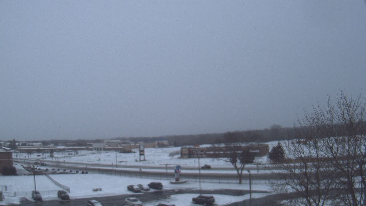 Thumbnail for current weather camera view from WITI-TV in Brown Deer, Wisconsin