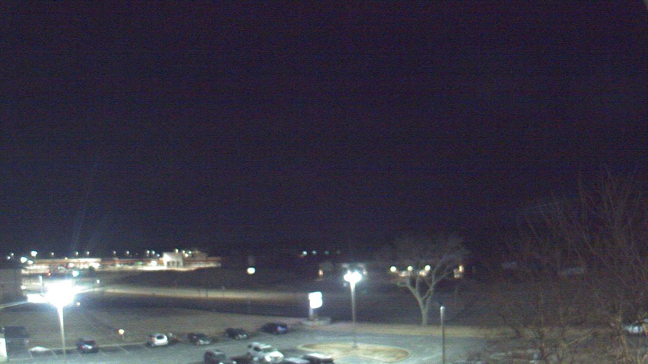 Thumbnail for current weather camera view from WITI-TV in Brown Deer, Wisconsin