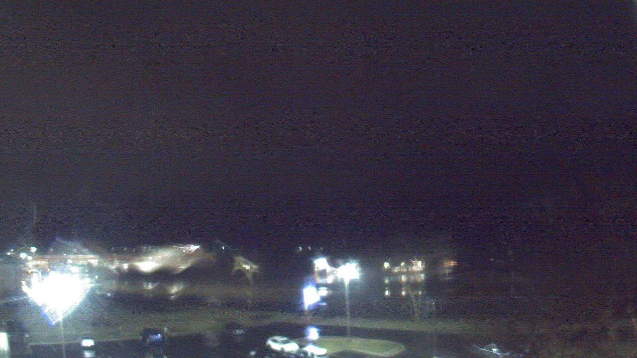 Thumbnail for current weather camera view from WITI-TV in Brown Deer, Wisconsin