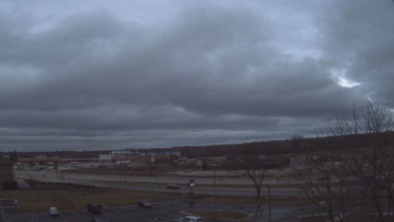Thumbnail for current weather camera view from WITI-TV in Brown Deer, Wisconsin