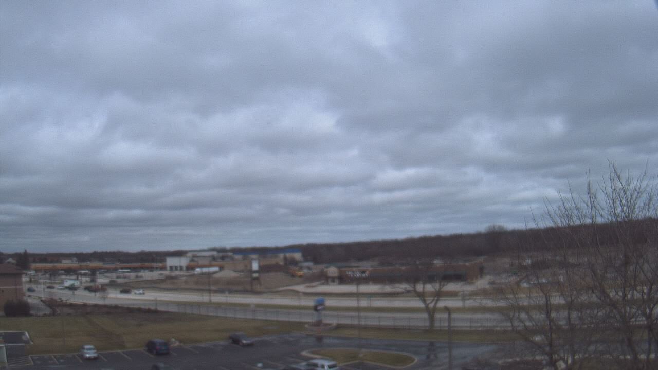 Thumbnail for current weather camera view from WITI-TV in Brown Deer, Wisconsin