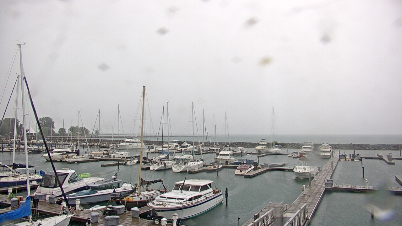 Thumbnail for current weather camera view from Waukegan Harbor and Marina in Waukegan, Illinois