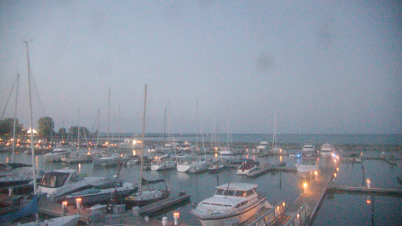Thumbnail for current weather camera view from Waukegan Harbor and Marina in Waukegan, Illinois