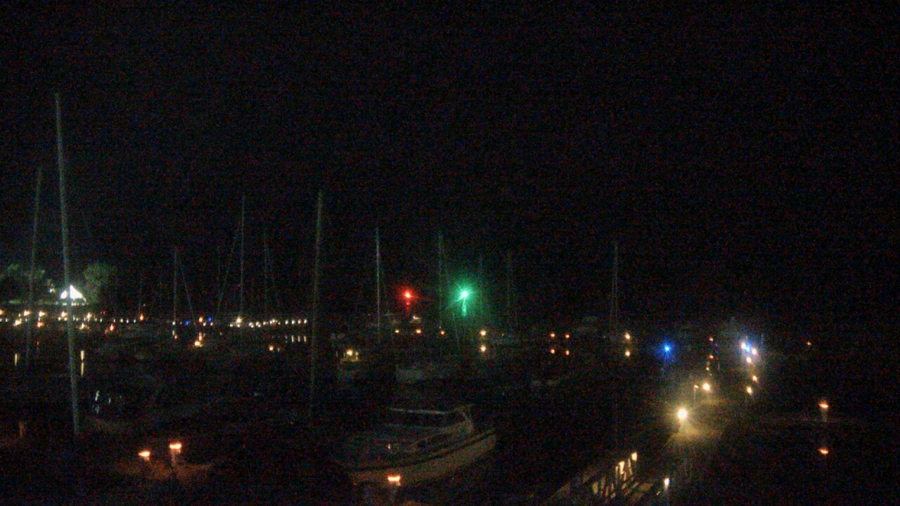 Thumbnail for current weather camera view from Waukegan Harbor and Marina in Waukegan, Illinois
