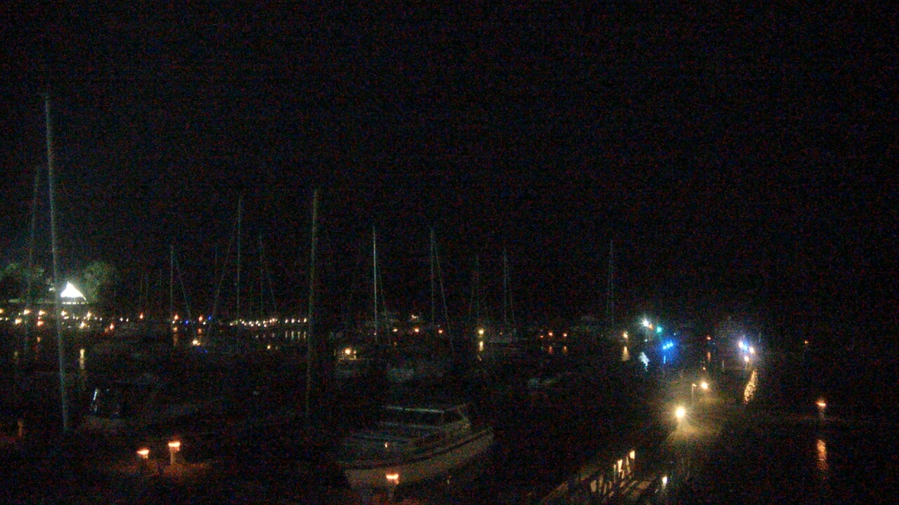 Thumbnail for current weather camera view from Waukegan Harbor and Marina in Waukegan, Illinois