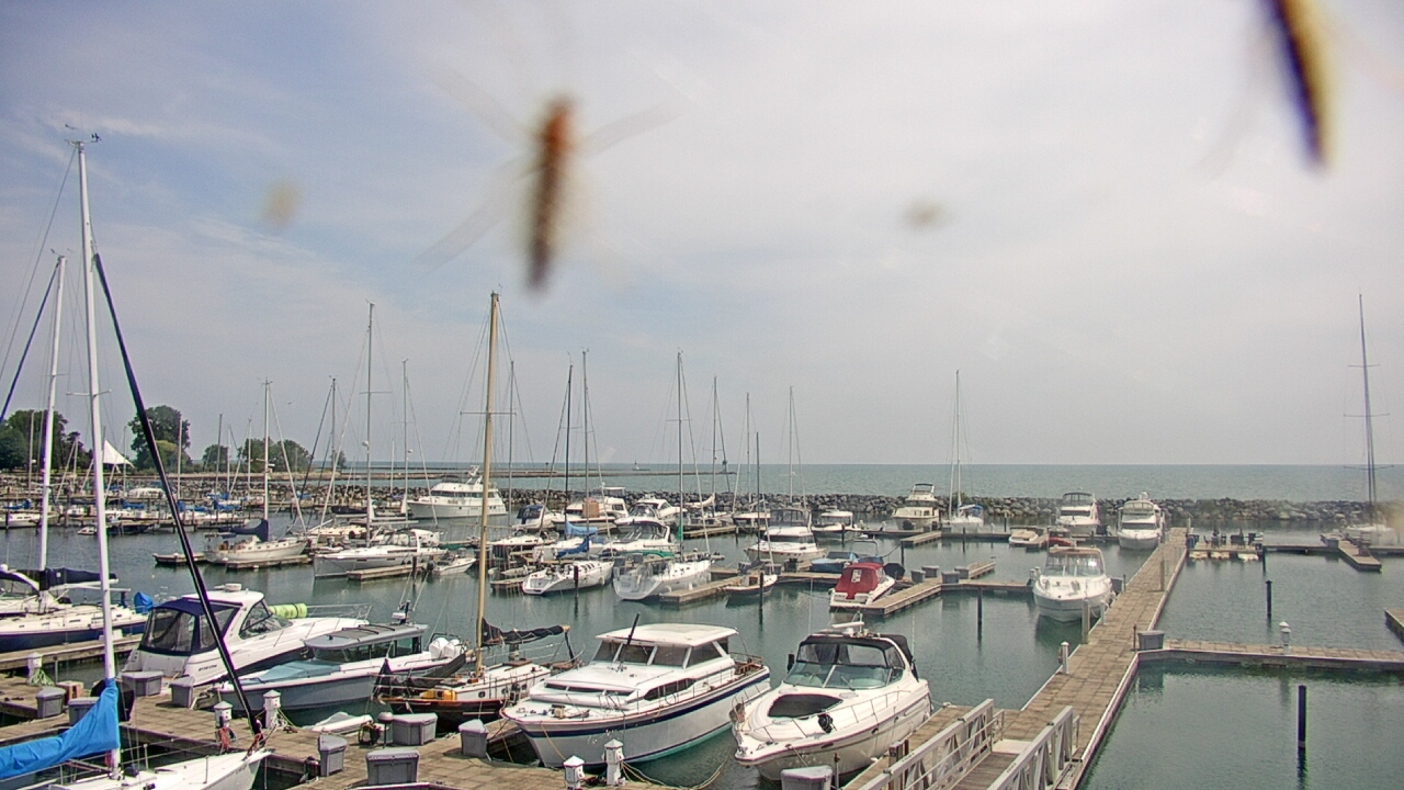 Thumbnail for current weather camera view from Waukegan Harbor and Marina in Waukegan, Illinois