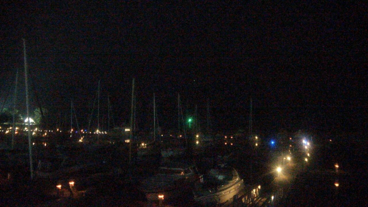 Thumbnail for current weather camera view from Waukegan Harbor and Marina in Waukegan, Illinois