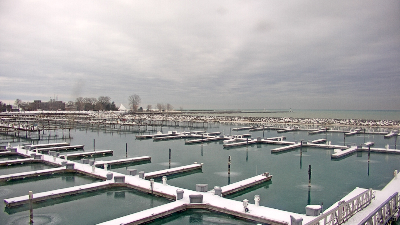 Thumbnail for current weather camera view from Waukegan Harbor and Marina in Waukegan, Illinois