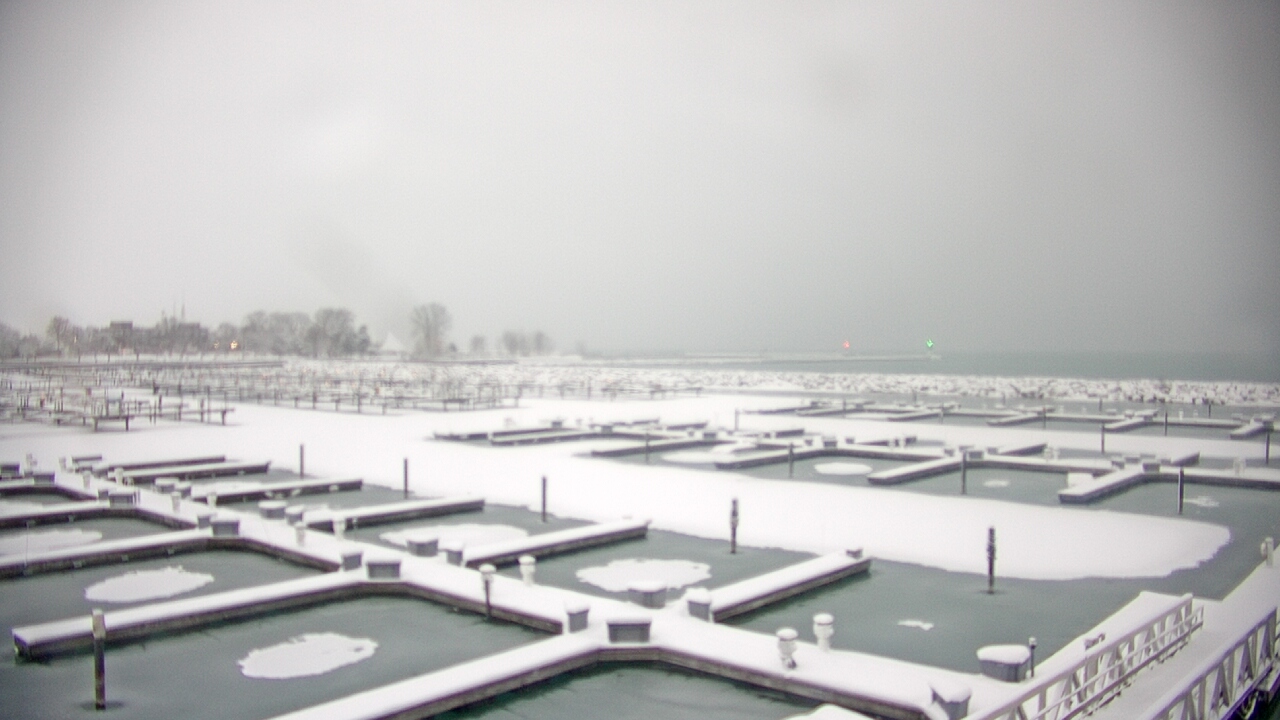 Thumbnail for current weather camera view from Waukegan Harbor and Marina in Waukegan, Illinois
