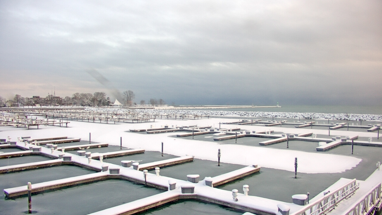 Thumbnail for current weather camera view from Waukegan Harbor and Marina in Waukegan, Illinois