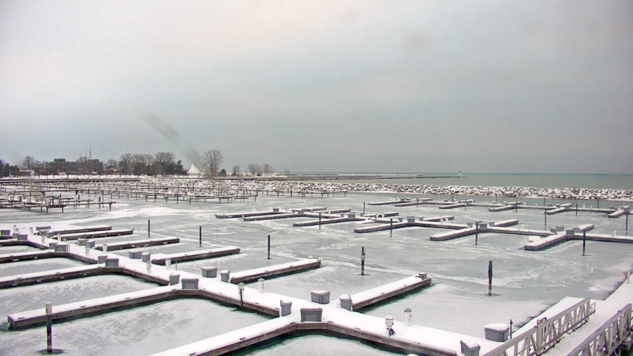 Thumbnail for current weather camera view from Waukegan Harbor and Marina in Waukegan, Illinois