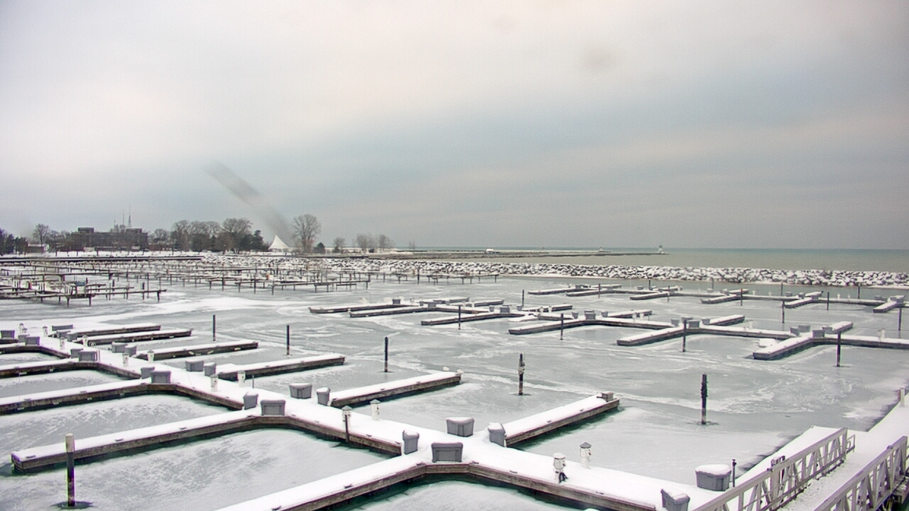 Thumbnail for current weather camera view from Waukegan Harbor and Marina in Waukegan, Illinois