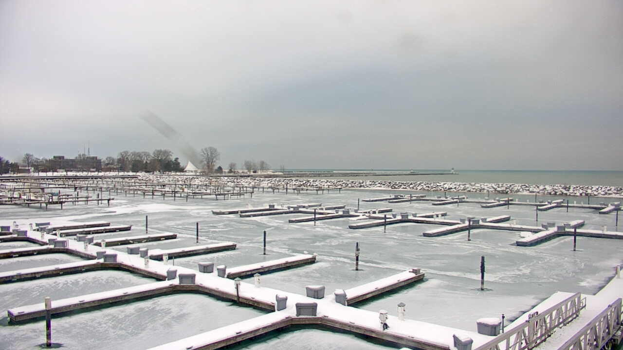 Thumbnail for current weather camera view from Waukegan Harbor and Marina in Waukegan, Illinois