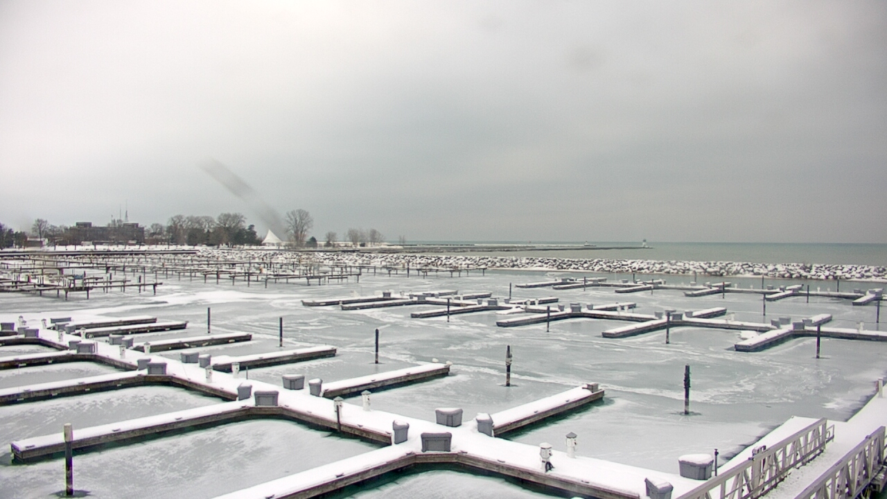 Thumbnail for current weather camera view from Waukegan Harbor and Marina in Waukegan, Illinois