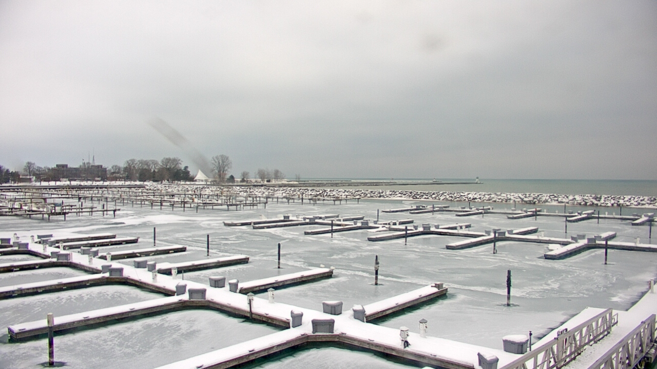Thumbnail for current weather camera view from Waukegan Harbor and Marina in Waukegan, Illinois