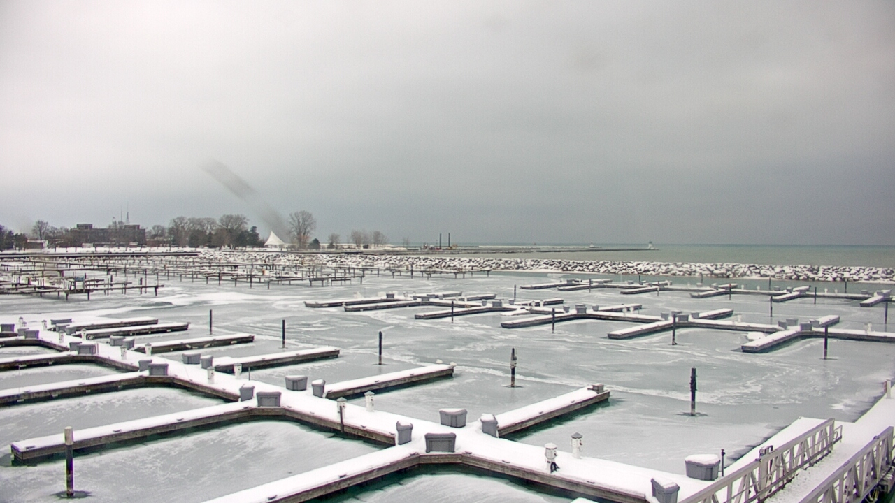 Thumbnail for current weather camera view from Waukegan Harbor and Marina in Waukegan, Illinois