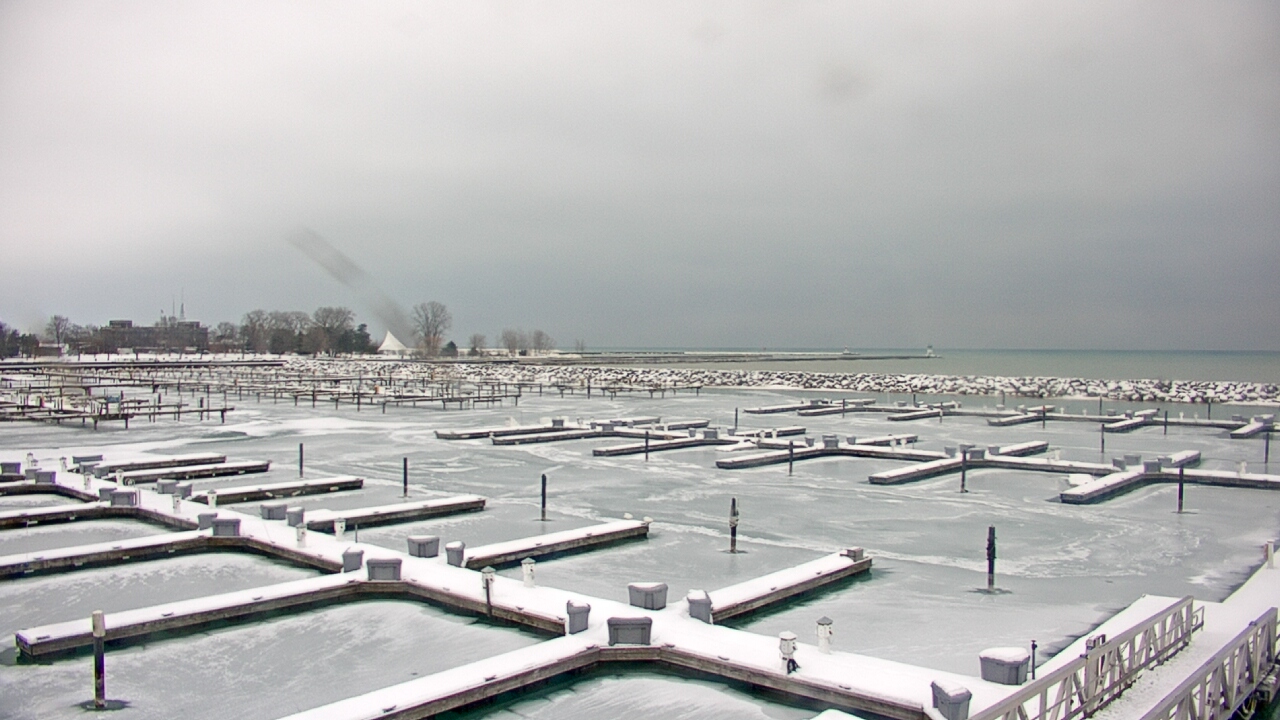 Thumbnail for current weather camera view from Waukegan Harbor and Marina in Waukegan, Illinois