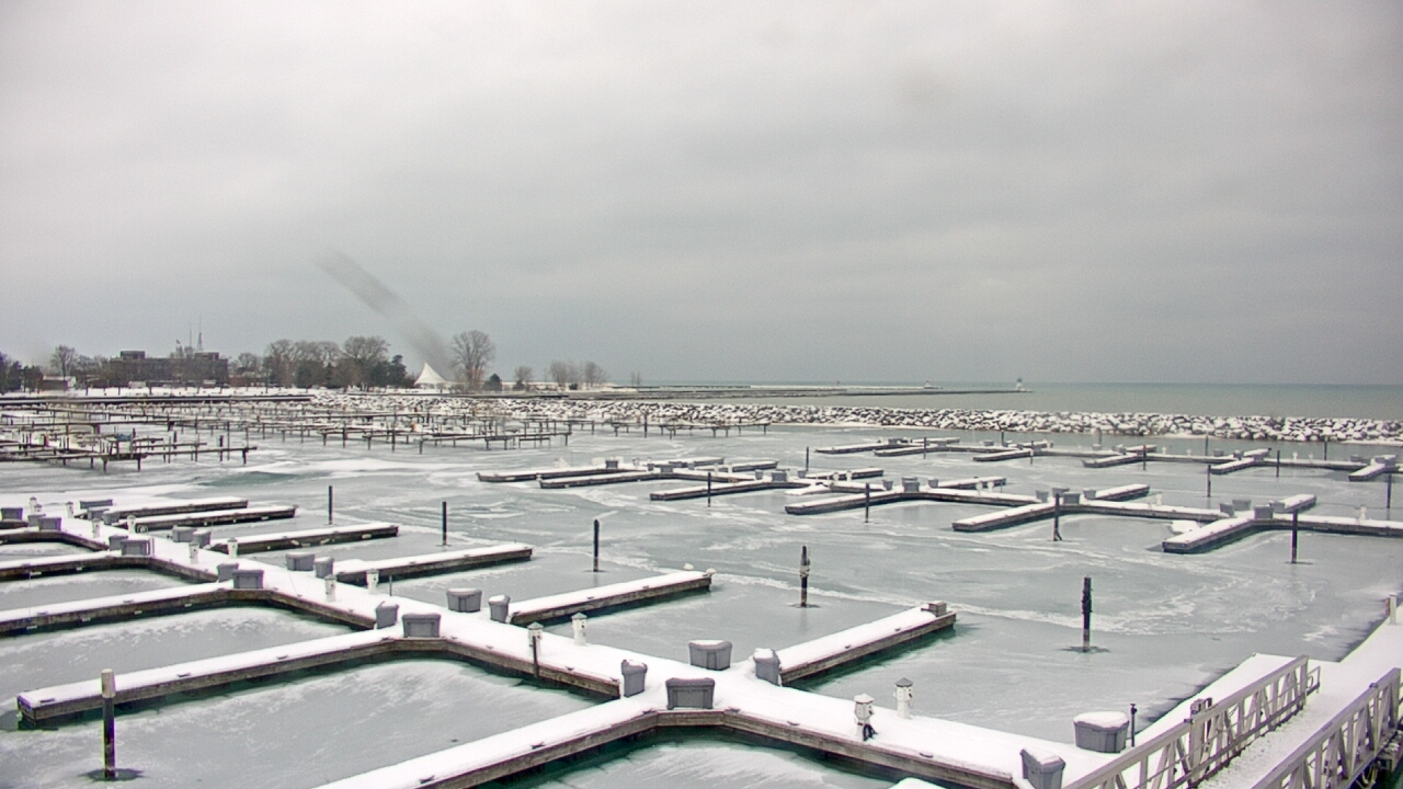 Thumbnail for current weather camera view from Waukegan Harbor and Marina in Waukegan, Illinois