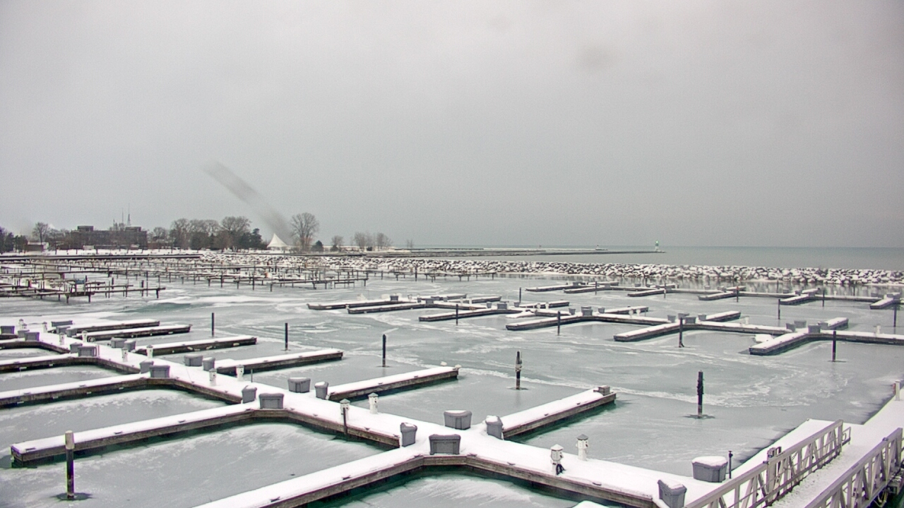 Thumbnail for current weather camera view from Waukegan Harbor and Marina in Waukegan, Illinois