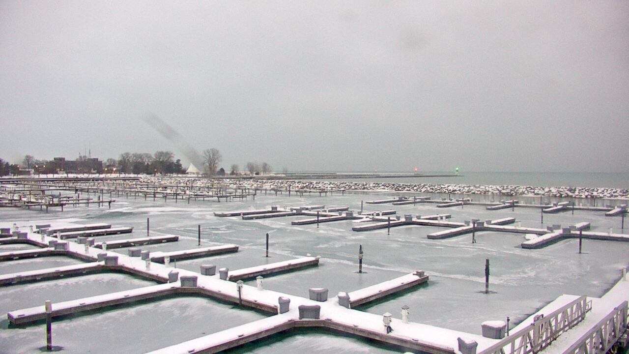 Thumbnail for current weather camera view from Waukegan Harbor and Marina in Waukegan, Illinois