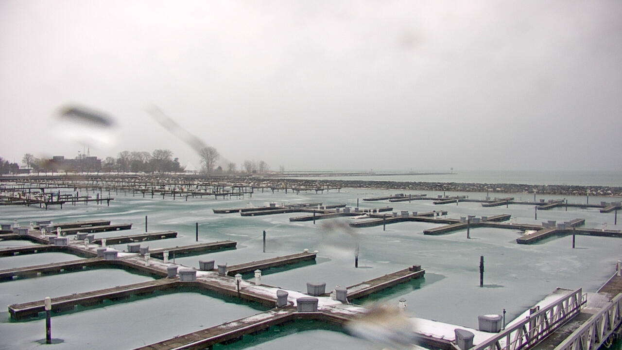 Thumbnail for current weather camera view from Waukegan Harbor and Marina in Waukegan, Illinois