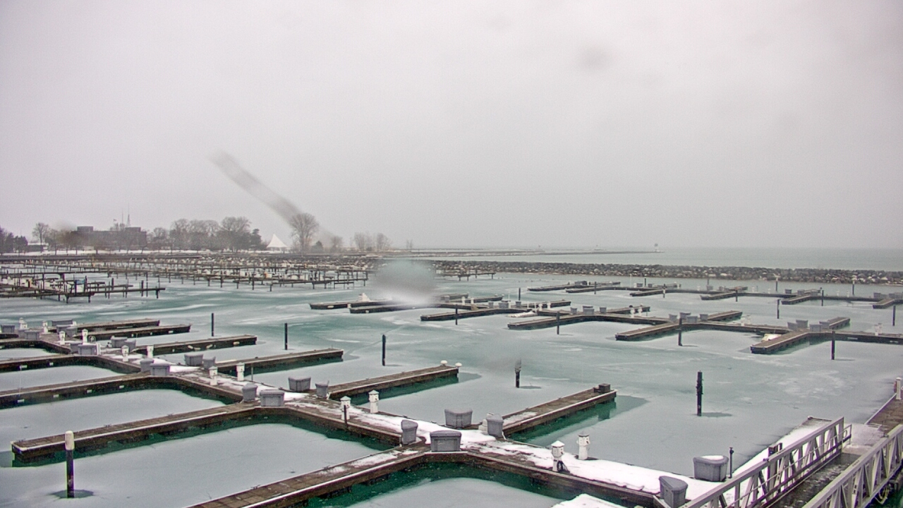 Thumbnail for current weather camera view from Waukegan Harbor and Marina in Waukegan, Illinois