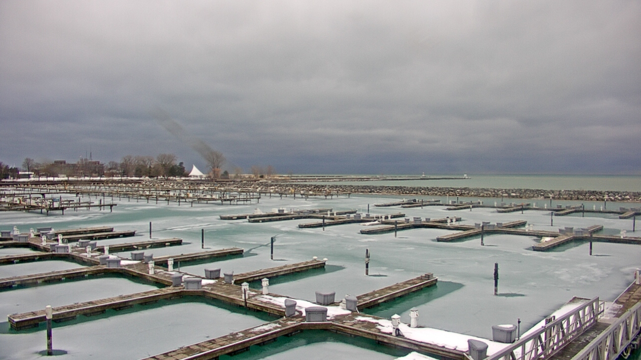 Thumbnail for current weather camera view from Waukegan Harbor and Marina in Waukegan, Illinois