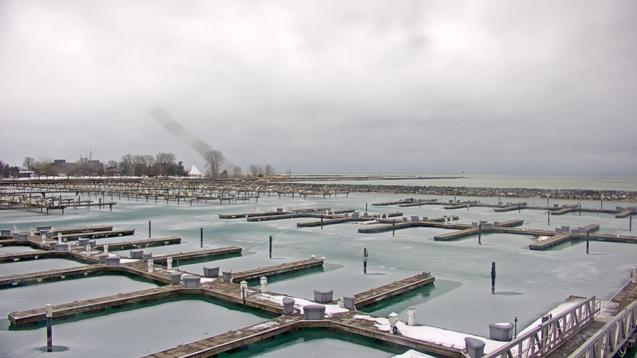 Thumbnail for current weather camera view from Waukegan Harbor and Marina in Waukegan, Illinois