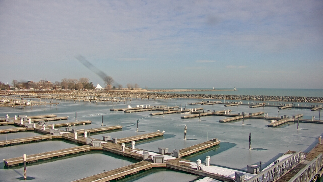 Thumbnail for current weather camera view from Waukegan Harbor and Marina in Waukegan, Illinois