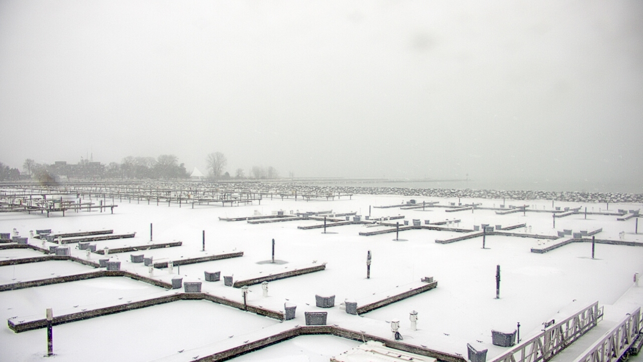 Thumbnail for current weather camera view from Waukegan Harbor and Marina in Waukegan, Illinois