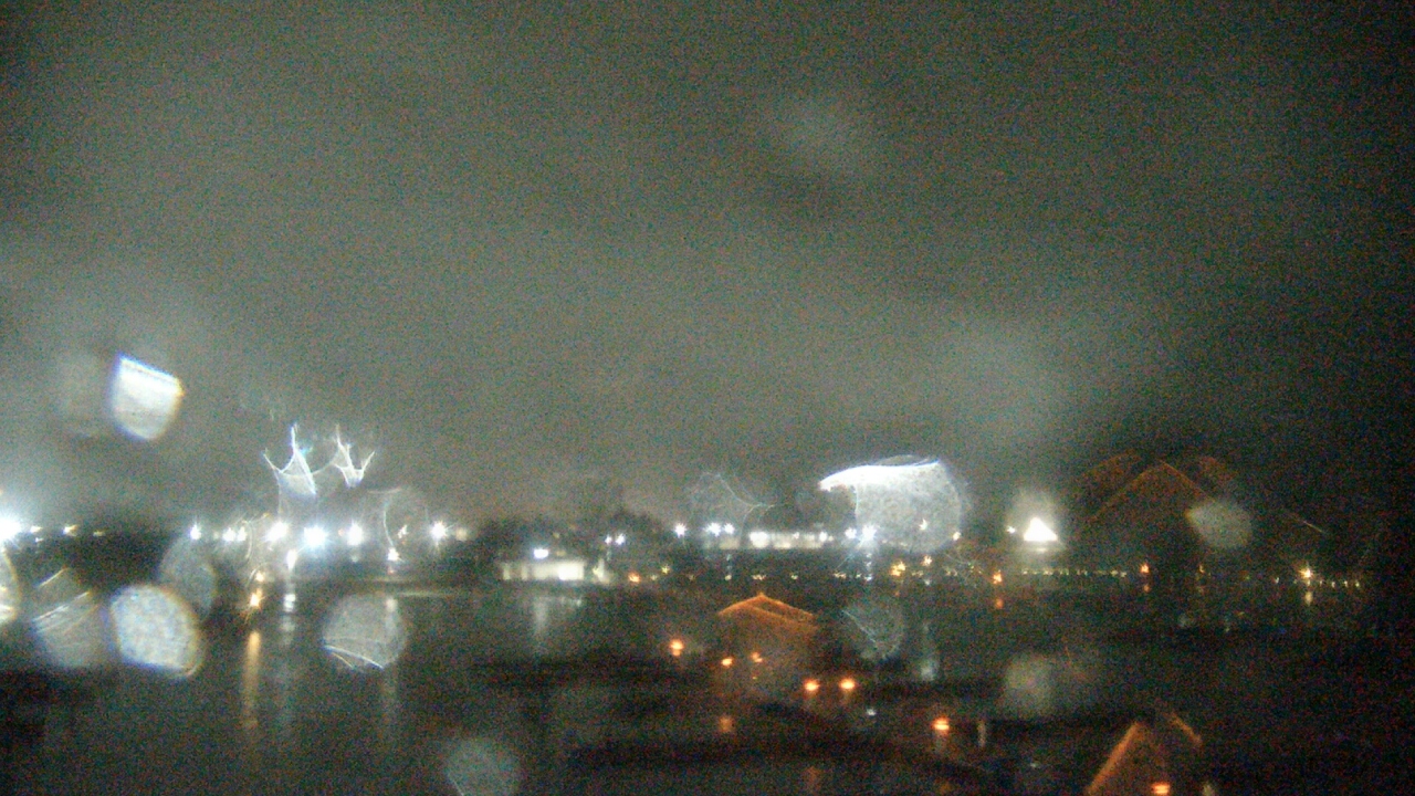 Thumbnail for current weather camera view from Waukegan Harbor and Marina in Waukegan, Illinois