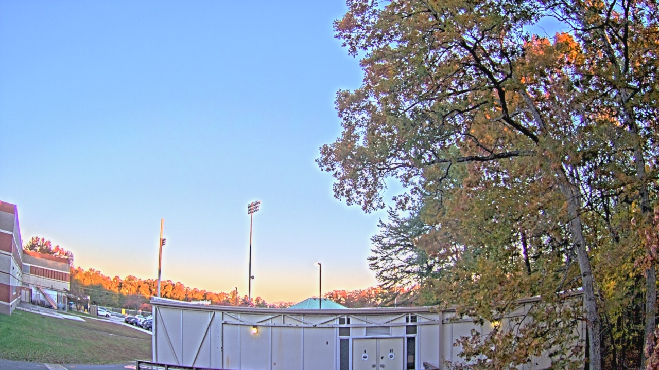 Thumbnail for current weather camera view from Westlake HS in St. Charles, Maryland
