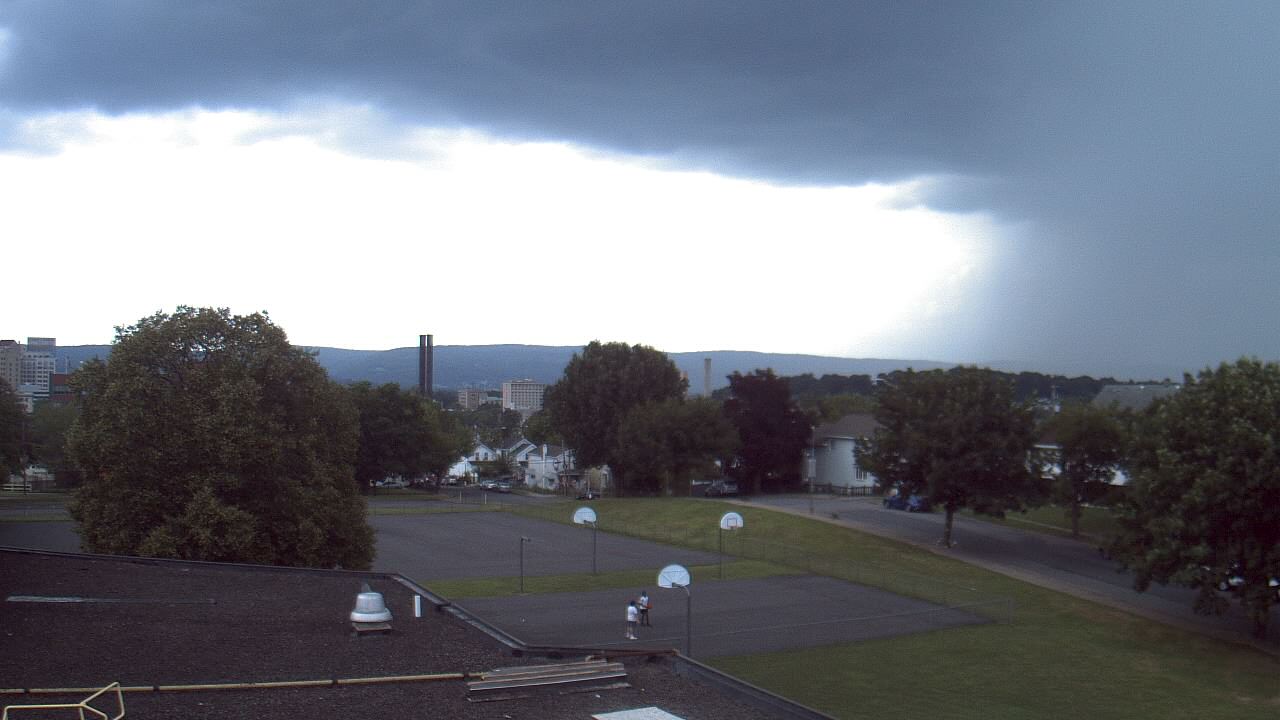 Thumbnail for current weather camera view from Heights Murray ES in Wilkes-Barre, Pennsylvania