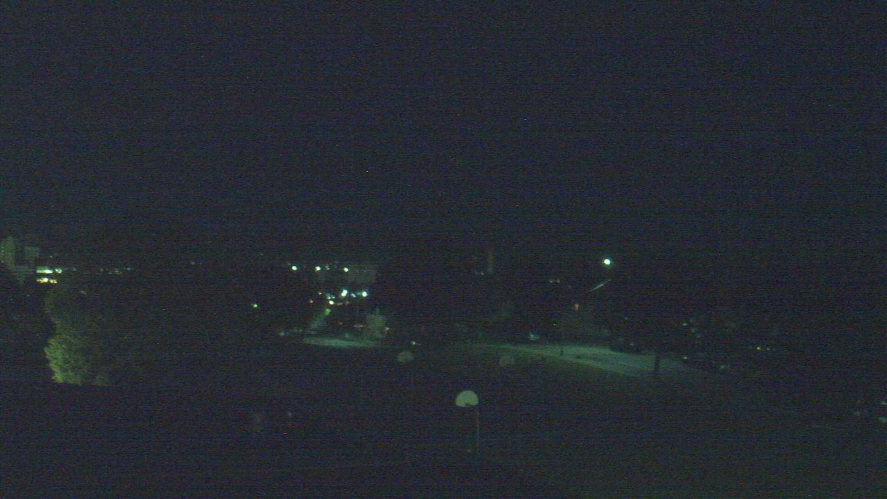 Thumbnail for current weather camera view from Heights Murray ES in Wilkes-Barre, Pennsylvania