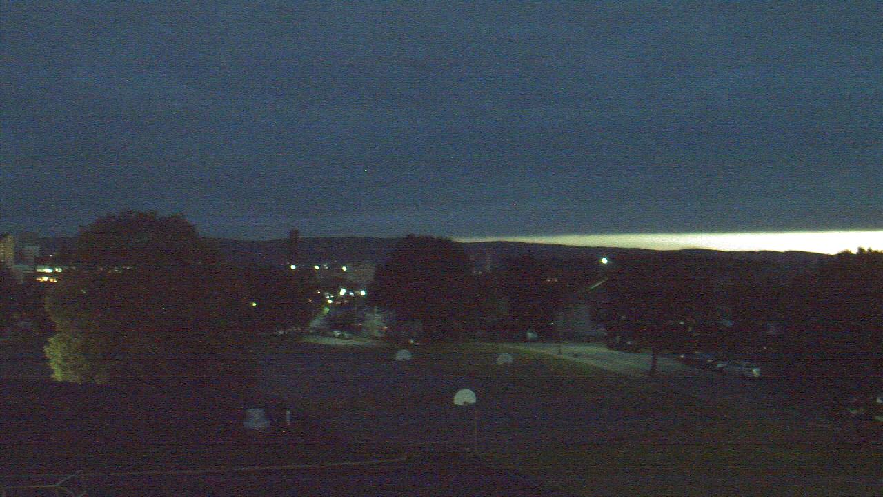 Thumbnail for current weather camera view from Heights Murray ES in Wilkes-Barre, Pennsylvania