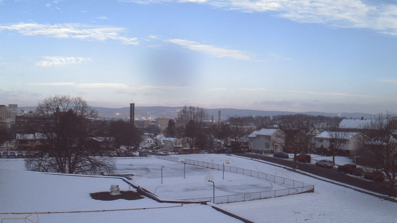 Thumbnail for current weather camera view from Heights Murray ES in Wilkes-Barre, Pennsylvania